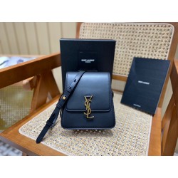 생로랑 카이아 사우스 사철백 숄더백 668809 BG-SL
