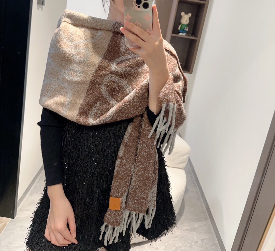 로에베 울 스카프 SN1026 SG1_A