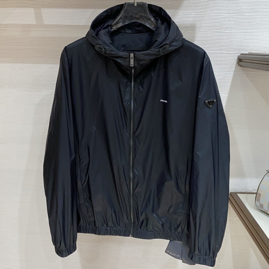[홍콩명품.PRADA] 프라다 2026 남성용 바람막이 후드자켓 PD1728 PD 홍콩명품의류,구매대행,온라인명품