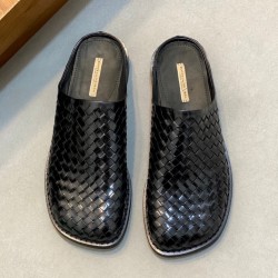 [홍콩명품.BOTTEGA VENETA] 보테가베네타 2026 남성용 뮬 슬리퍼 BV062 SH-E 홍콩명품의류,구매대행,온라인명품