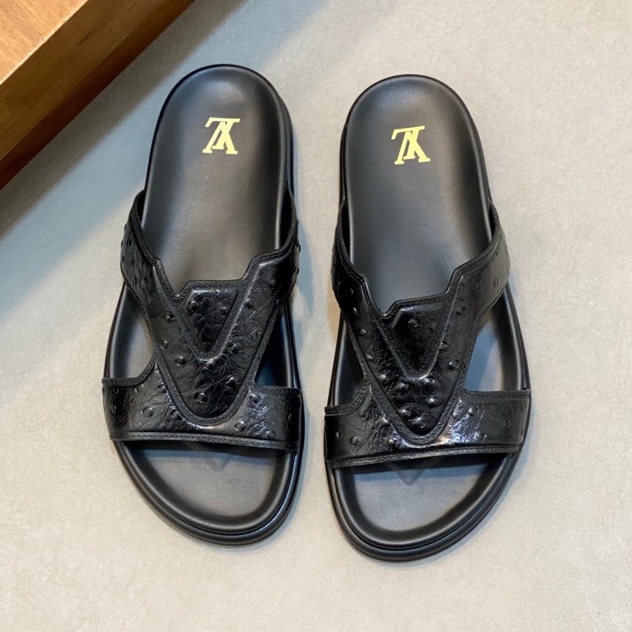 홍콩명품.Louis Vuitton] 루이비통 2026 남성용 슬리퍼 LV979 SH-E 홍콩명품의류,구매대행,온라인명품