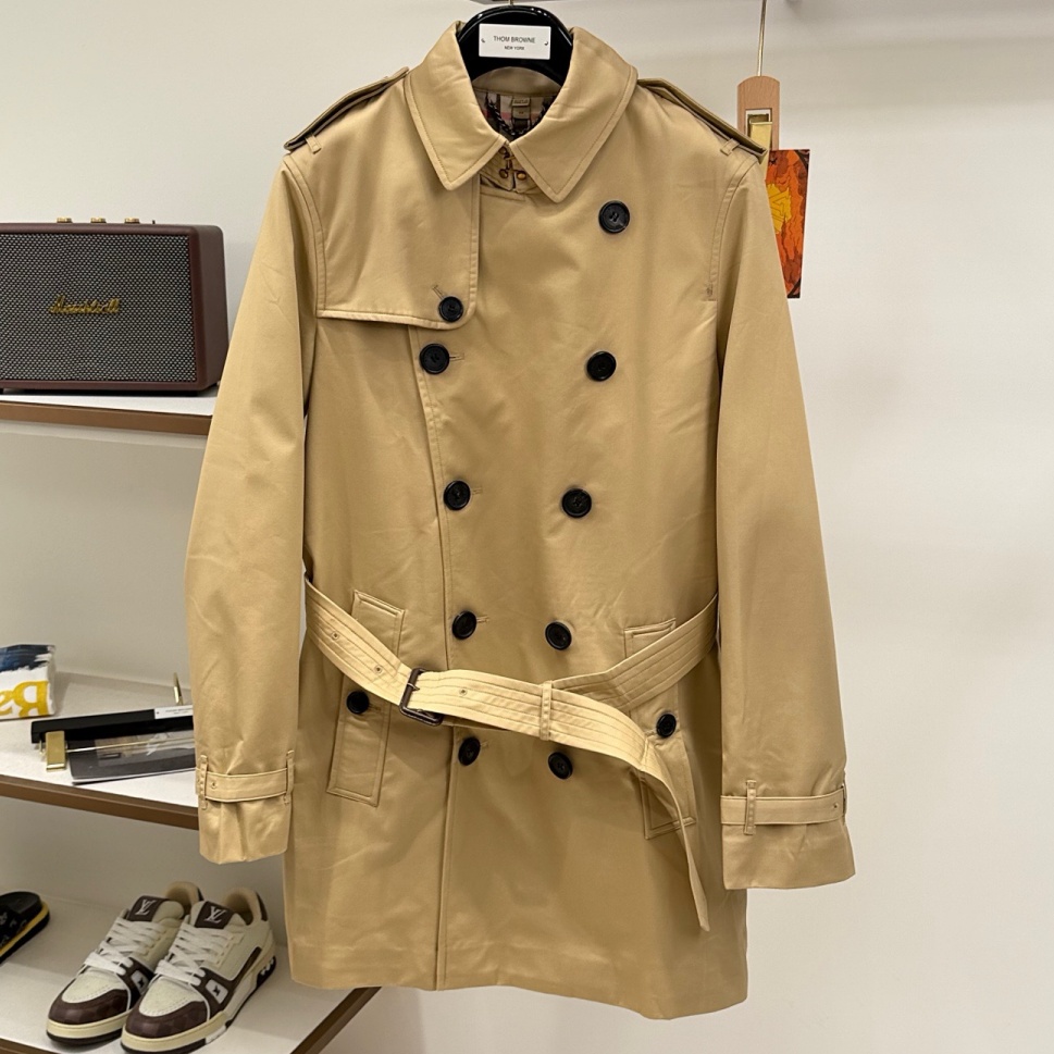 [홍콩명품.BURBERRY] 버버리 2026 남성용 코트 BU1937 HD 홍콩명품의류,구매대행,온라인명품